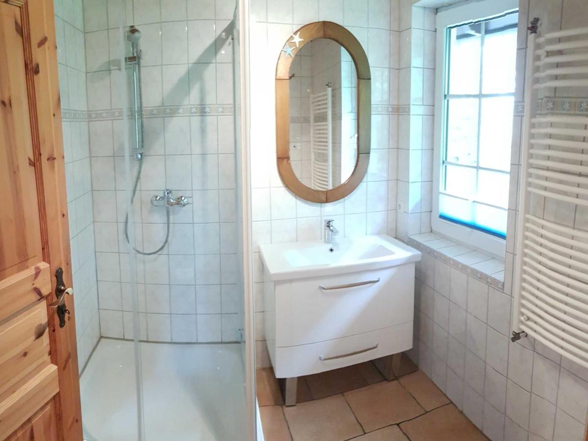 Ferienhaus Boddenurlaub Neu Bartelshagen エクステリア 写真